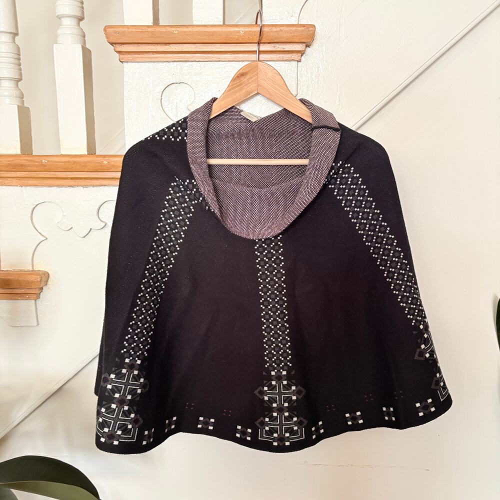 Max Studio Black Knit Skirt Geometric Pattern Rayon Blend Size M/L